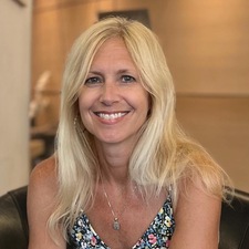 Pam Eads