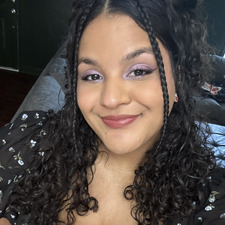 Dee Reading Wallflower