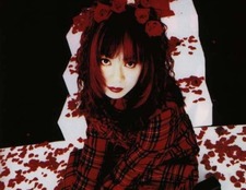 м á р е в о ☾