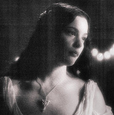 ₊✩‧˚mehak˚₊✩‧₊