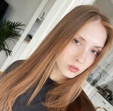 Nella &#x1f469;&#x1f3fb;‍&#x1f9b0;