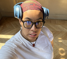 maya ☆ (is furiously studying!)