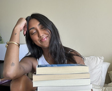 kayla (kayslibrary_)