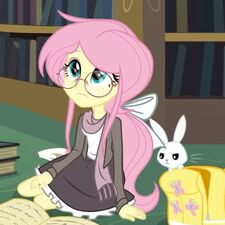 Angela ✧⁠*⁠。