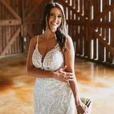 Carly Akins