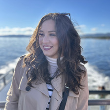 Теодора Кънева