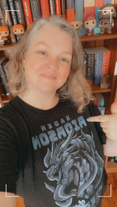 Stacey (sassysreadingnook)