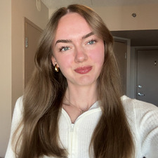 ₊˚ʚ Emi  ɞ˚₊