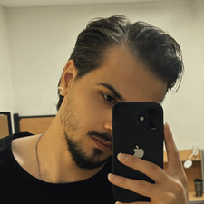 Reza Alinia