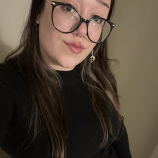 rachelle &#x1f4d5;&#x1f5a4;