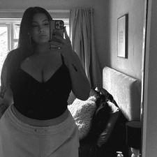 Chels ☁️✨