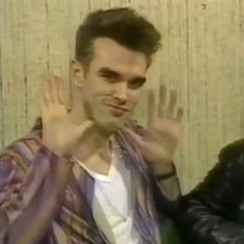 [ &#x1fa96;&#x1f490; ] ava ⸆⸉ (hole’s version) 