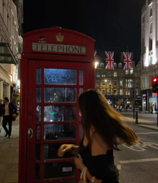 tasia (pretty isn’t pretty ver.) 𝜗𝜚