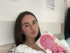 lara’s little shelf