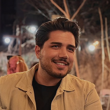 Emre Özel