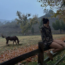 ⋆₊˚ ariana ⊹ ࣪  ౨ৎ˚₊