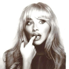 lily ⋆｡˚ ⋆ ౨ৎ