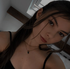 Ellie 