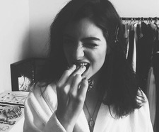 karaa &#x1fa7b;&#x1f90d;