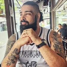 Adriano Cabral de Souza