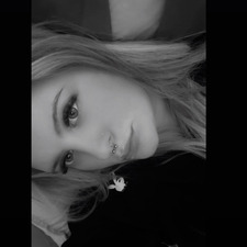 ✨Lauryn✨&#x1f4d6;