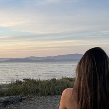 averyyy ⋆. ೃ࿔*:･