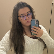 Isa&#x1f3a7;&#x1f380;&#x1faa9;