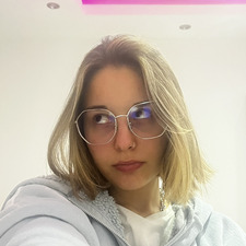 bee &#x1f938;&#x1f3fd;‍♀️