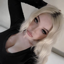 Becca ⋆⁺₊⋆ ☾ ⋆⁺₊⋆