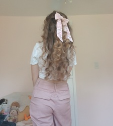 anna ۶ৎ (ilyttmas)