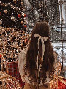  《  L a i n e y  》