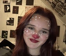 kinsley ੈ✩‧₊˚ (not accepting friend requests)