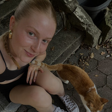 Ayala 🩰🧸🍁🌙