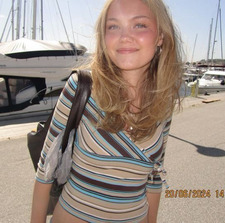 julia ⊹ [ trying to be back! ]