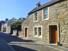 The reader in the haar