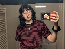 María