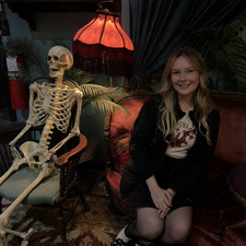 Annabel Holmes