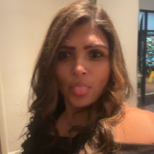 Dee