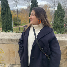 Claudia Cabello
