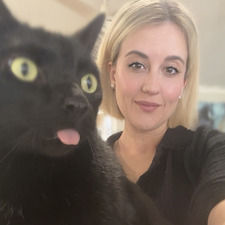 QueenElizabeth Stead