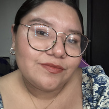 Esther Tzuc