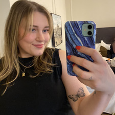 chloe ‎♡‧₊˚