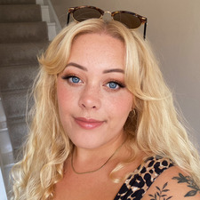 Georgia Dove