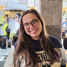 Lizzy Travis (Crabtree)