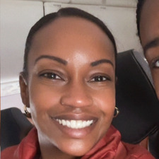 DeAndra Larkin