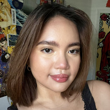 chloe ⋆ . ° ˖ ✧