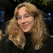 Amanda Flores