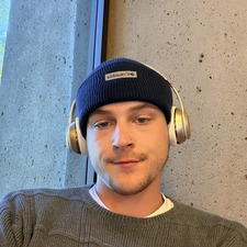 Derek Bourquein-Dejeu