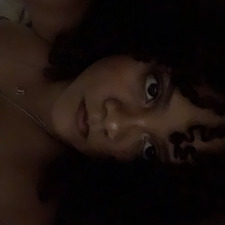 Thainá M.