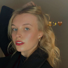 Cassie T